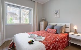 Host Wise - Modern Flats With Stunning Terrace Or Balcony - Central Location
