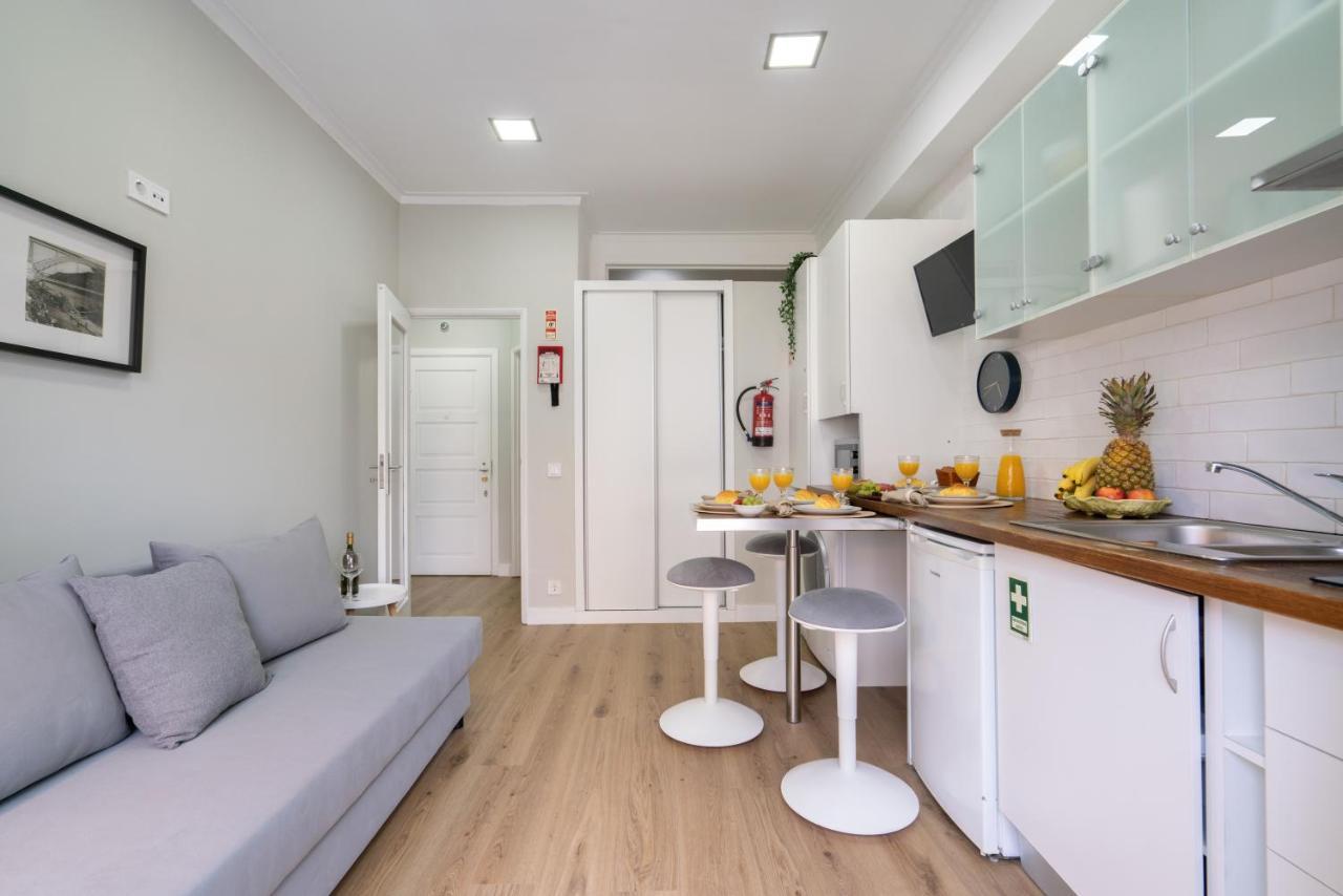 Host Wise - Modern Flats With Stunning Terrace Or Balcony - Central Location OOporto Exterior foto